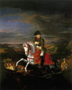 Das Gemälde zeigt einen Mann in Uniform auf einem starken weißen Pferd mit prächtigem roten Zaumzeug. Er reitet voran durch die Berge und hinter ihm folgt eine große Armee. Der Himmel ist mit dunklen Wolken verhangen und er deutet auf etwas in der Ferne.