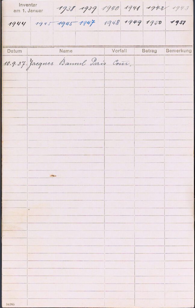 Karteikarte mit Tabelle. Eingetragen sind viele Jahreszahlen und der Vermerk "10.9.37 Jacques Bauml Paris Com.".